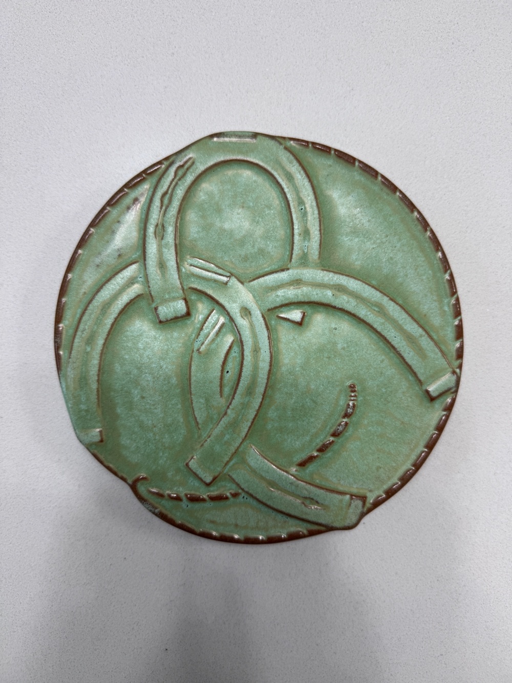 VTG Frankoma Pottery Prairie Green GOOD LUCK Horseshoe Trivet 94TRH Wall Plaque